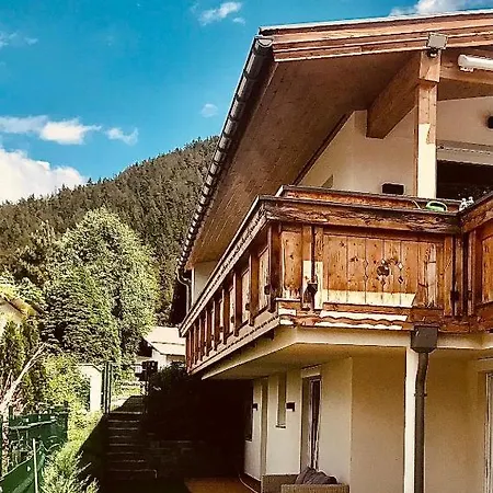 Haus Eibl By Monicare Ζέεφελντ